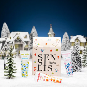 Descubre nuestro trio de crema de manos, ideal para hidratar, reparar y proteger tus manos. Este pack contiene 3 crema de manos de 30ml Hydraction [Hand Cream] 3x30ml Crema de manos con activos que hidratan, protegen y reparan la piel. Tres olores distintos, Fleur de Coton, Fleur de Mimosa, Verveine Fraiche.