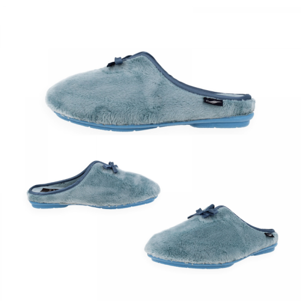 La zapatilla pantufla Mae Celeste, están fabricadas con lana cálida aislante del frío son una excelente opción para mantener los pies calientes y cómodos en casa durante los meses más fríos del año. Fabricadas en tejido de lana cálido y suave que proporciona una sensación agradable al caminar. Plantilla anatómica acolchada que se adapta a la forma del pie, proporcionando una mayor comodidad y soporte. Suela antideslizante que proporciona una mayor seguridad al caminar en superficies resbaladizas. Diseño cerrado que cubre el empeine del pie, proporcionando una mayor protección contra el frío.